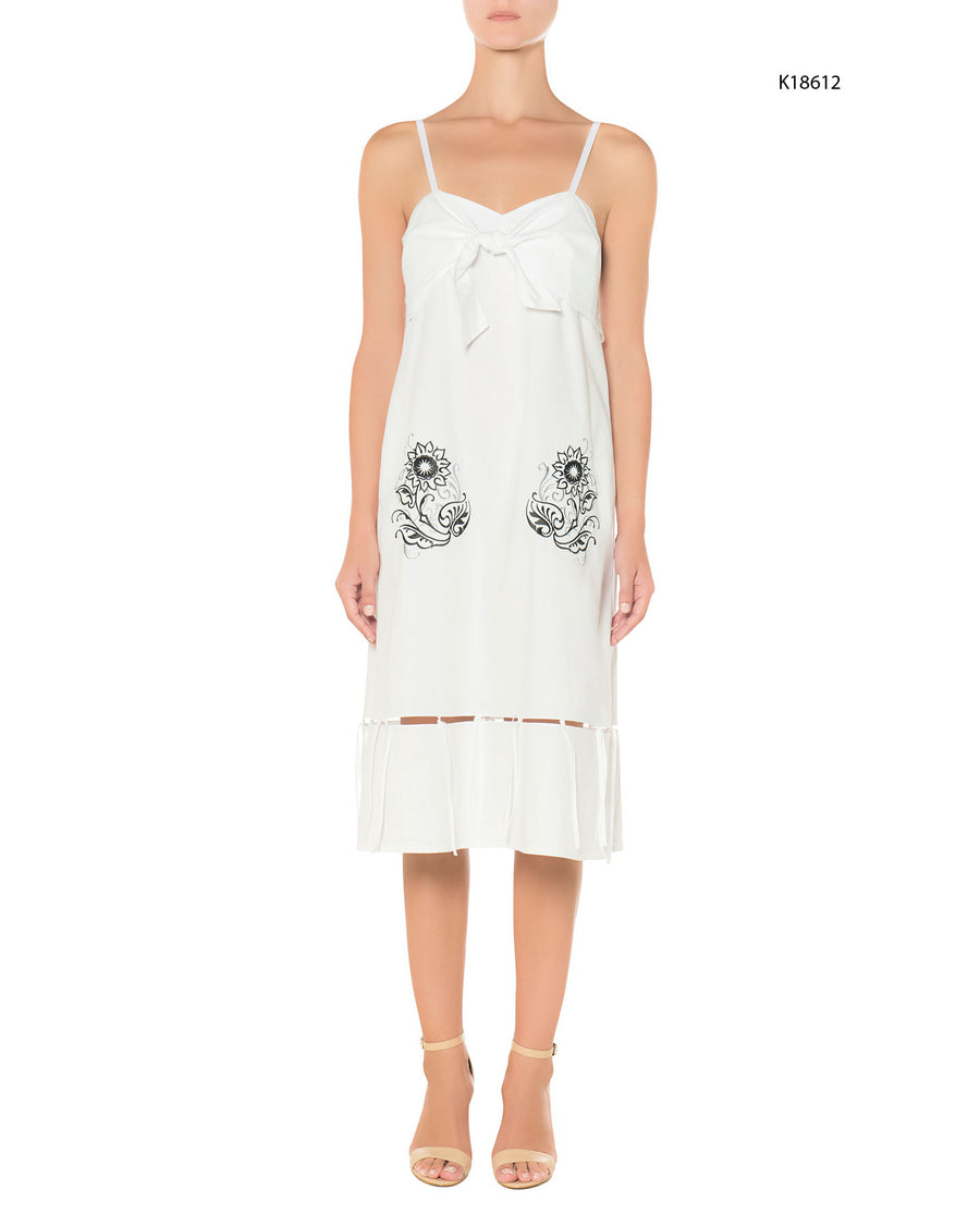 Midi dress with embroidery – Popella